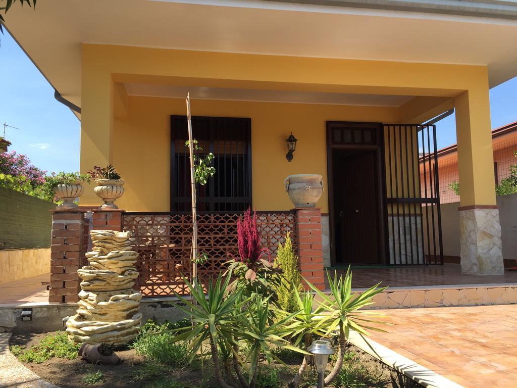 Elvyhouse Beach Catania Luaran gambar